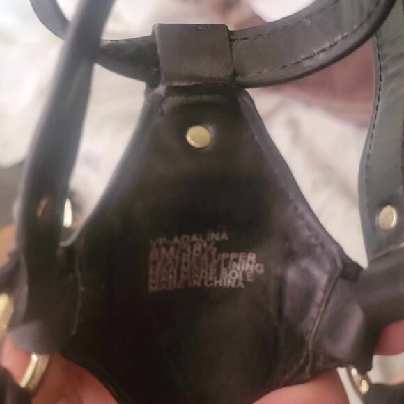 Vince Camuto Adalina Black Leather Zipper Back Size 38.5 M8 - Picture 6 of 7